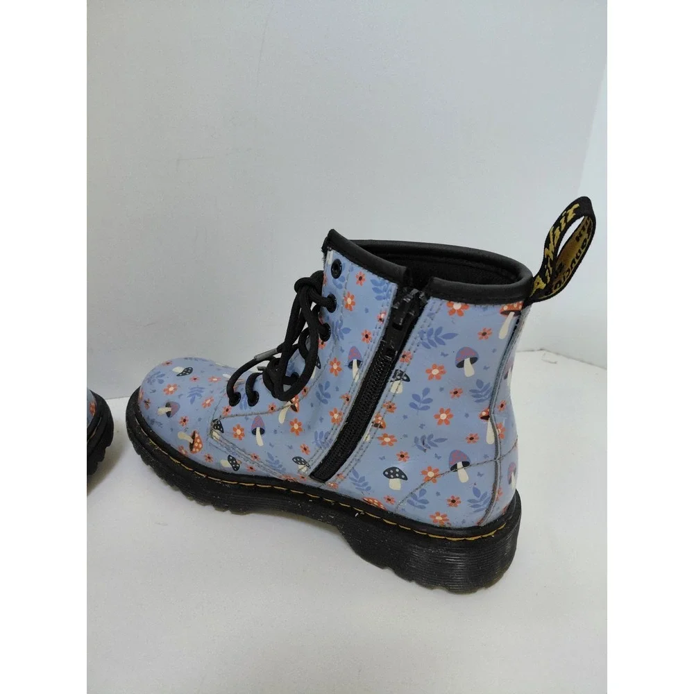 Dr. Martens see pictures